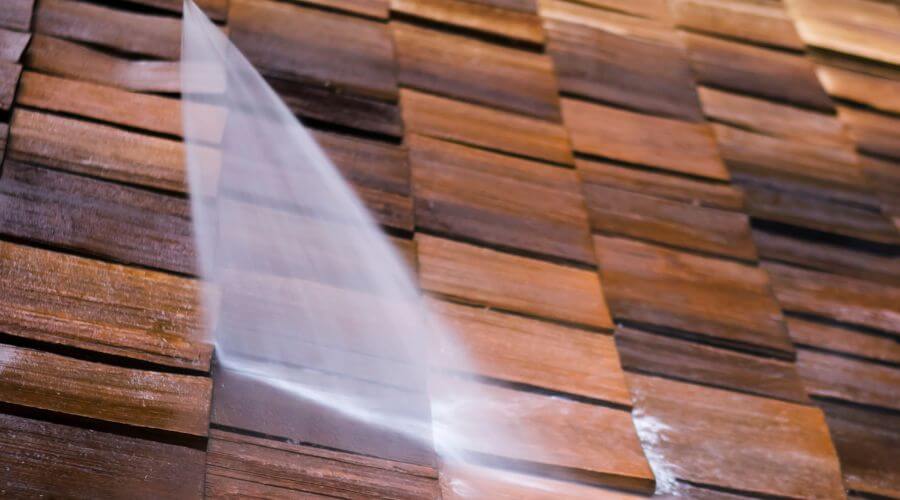 Expert flood damage restoration services in Langworthy, IA